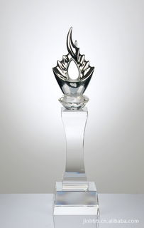 探秘礼品水晶工艺品与护肤品产业 报价与厂家选择指南